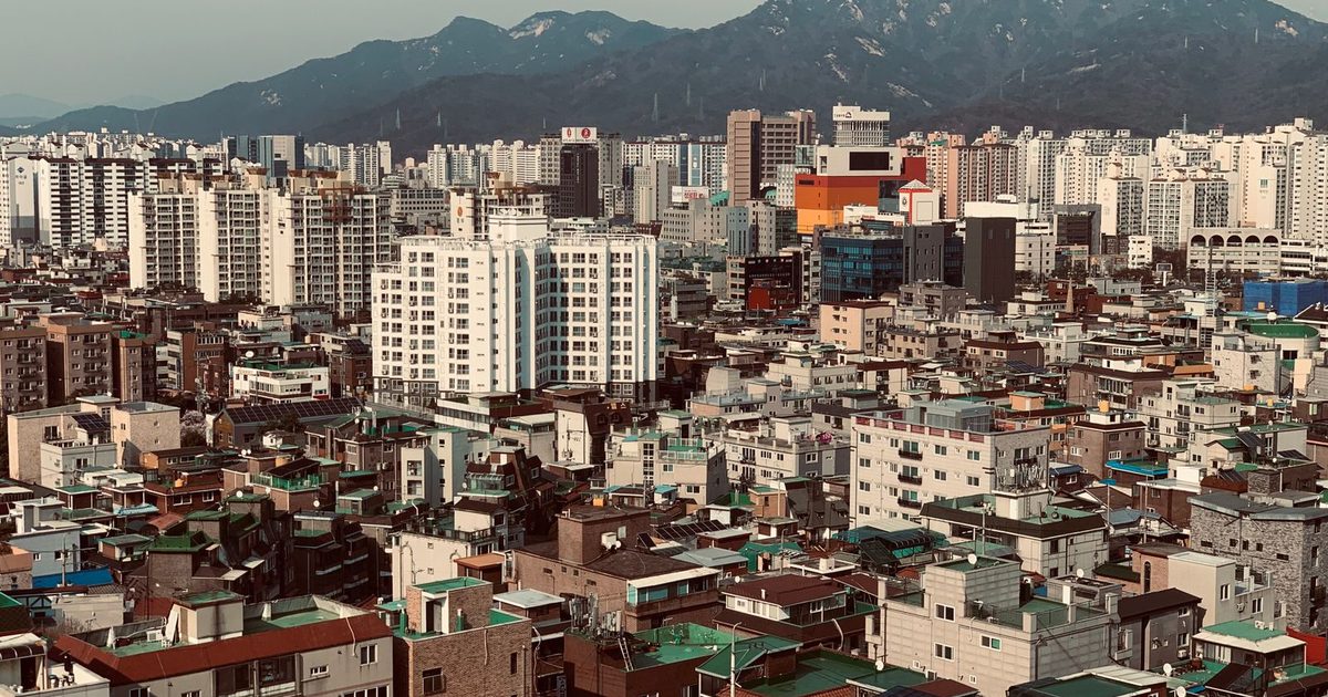 Seoul from the air, with mountains behind